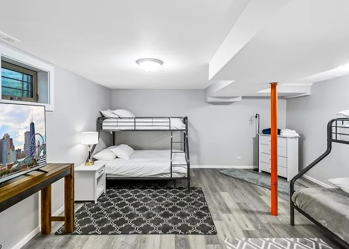 Spacious Near Dt With Rec